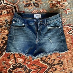 PINK Shortie shorts